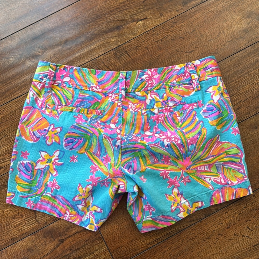 Tropical Print Women's Shorts - Picture 5 of 5